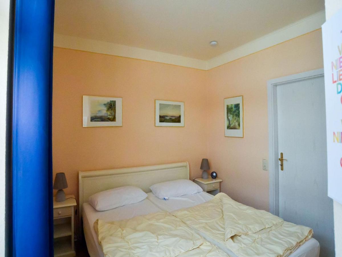Apartment Mit Meerblick, 2 Schlafzimmern Und Balkon Sv 012